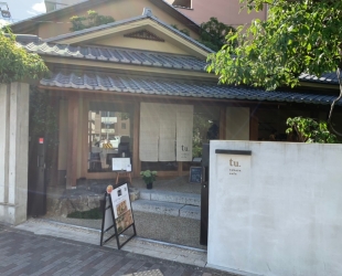 ㈱鶴屋吉信様 「tubara café 」 新築工事